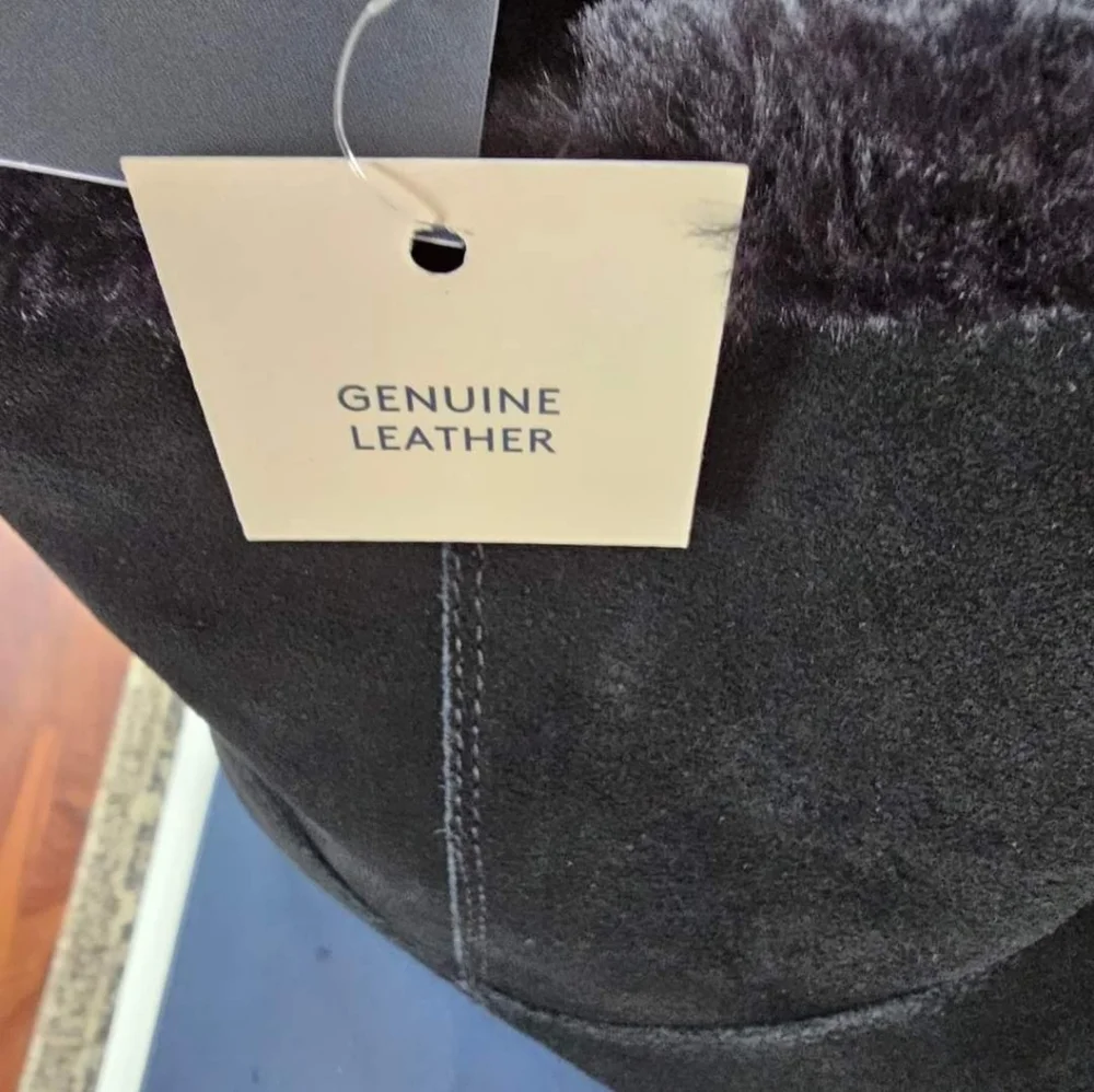 NEW,Universal Thread Genuine Leather Women's Size 10 Boots, 1 PAIR For 10.00 - Picture 4 of 7
